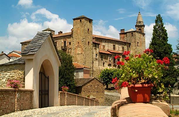 Вилла Il Grappolo In Langa Monastero Bormida Экстерьер фото